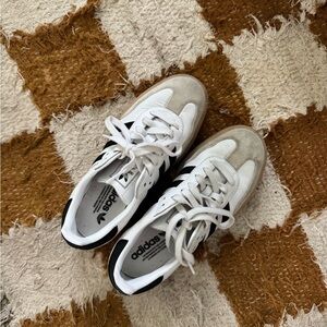 Adidas Samba Sneakers